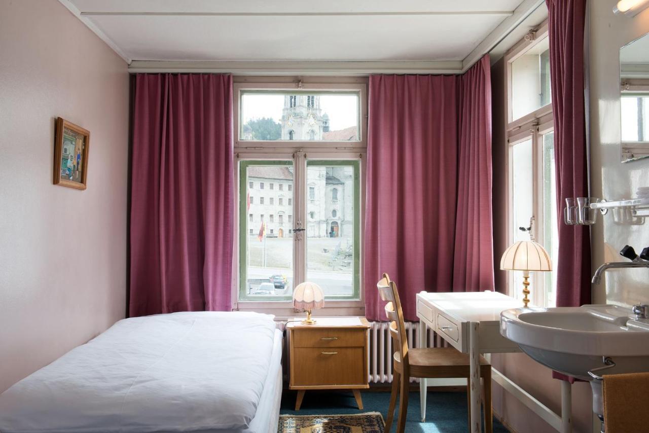Kunsthotel Linde Garni Einsiedeln Exterior foto